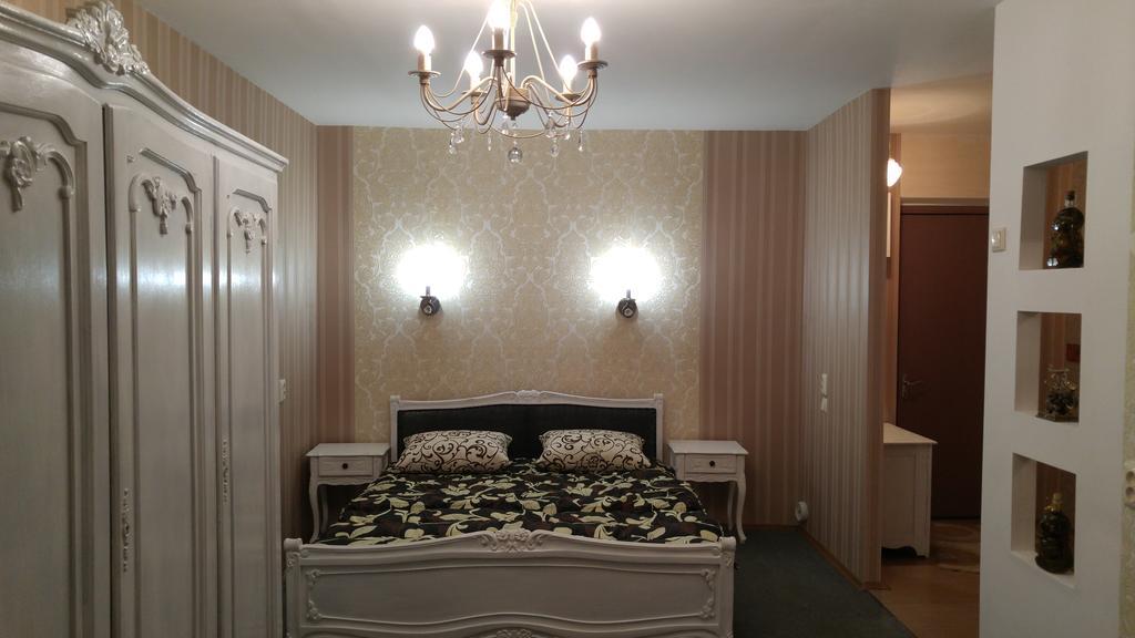 Apartment Near Dnipro Arena Dış mekan fotoğraf