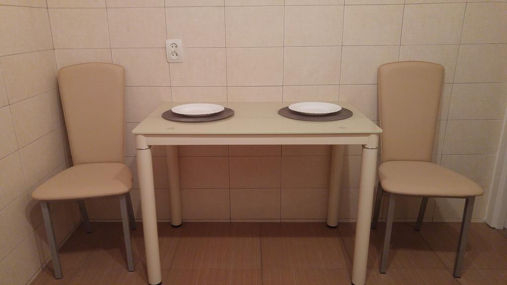 Apartment Near Dnipro Arena Dış mekan fotoğraf